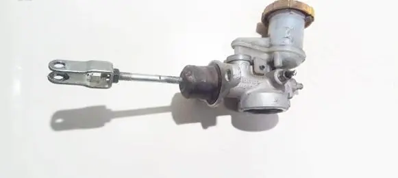 Subaru Legacy Master brake cylinder