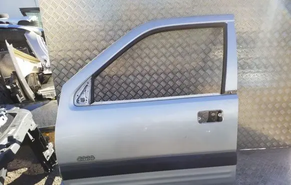 Opel Frontera B Front door
