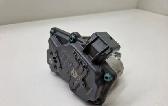 BMW X3 G01 Throttle valve 7619008