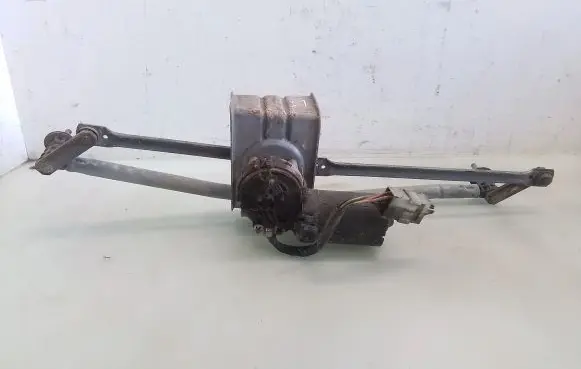 Volkswagen II LT Front wiper linkage and motor 0390241345