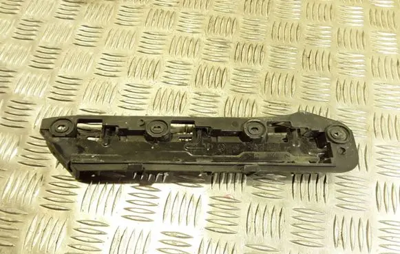 Volkswagen Touran I Front bumper mounting bracket 1T0807049 1T0807935