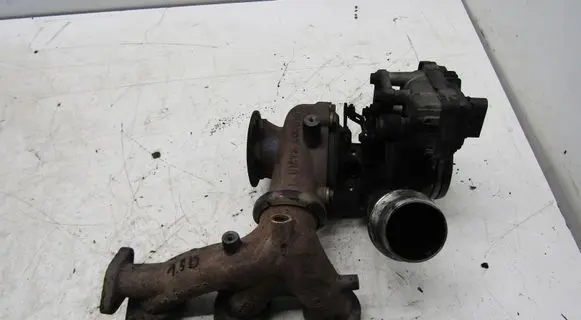 Mini One - Cooper F56 F55 Exhaust manifold 8519887