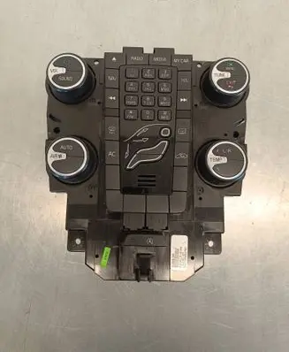 Volvo V40 Climate control unit 31288104 MU104100148 SN2100063762