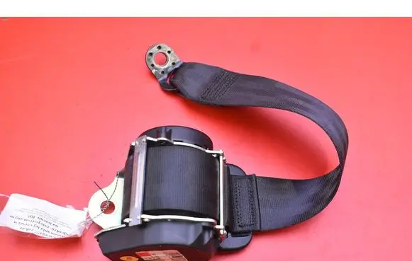 Skoda Rapid (NH) Front seatbelt 621372800D