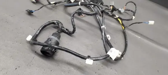 Opel Zafira A Front door wiring loom 09174885