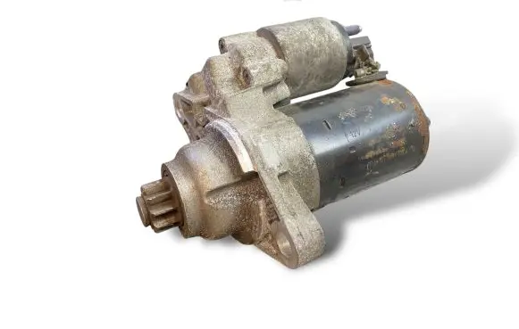 Volkswagen Golf V Starter motor BLP K2624