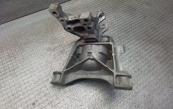 Citroen Jumpy Engine mount bracket 4A110010