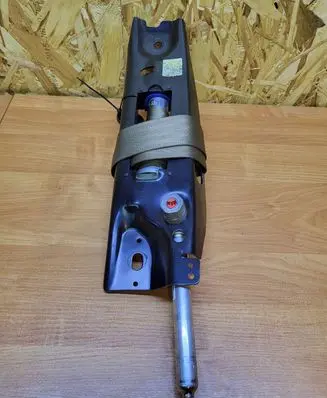 Volvo S80 Front seatbelt