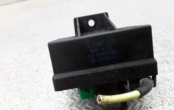 Citroen C5 Glow plug pre-heat relay 9639912580