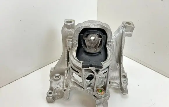 Audi A5 Engine mount bracket 8W0399295E 4M0199371FC