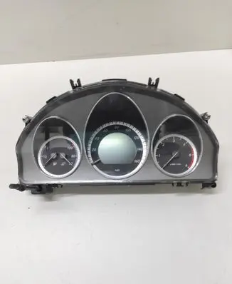 Mercedes-Benz C W204 Speedometer (instrument cluster) A2C53369460 A2C53369440
