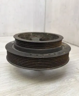 Nissan Navara D40 Crankshaft pulley 909060