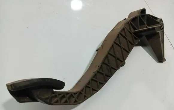 Audi A6 S6 C6 4F Clutch pedal 4F1721316