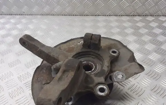 Mitsubishi Outlander Front wheel hub spindle knuckle