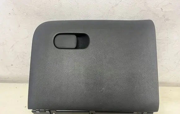 Citroen C3 Picasso Glove box 9683170577