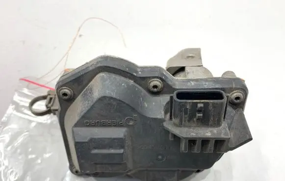 Renault Clio IV Engine shut-off valve 147B08010R