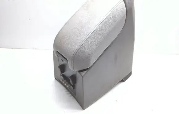 Volvo XC90 Armrest 