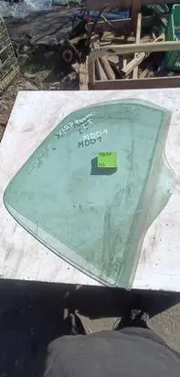 Citroen Xsara Picasso Rear door window glass 1212123