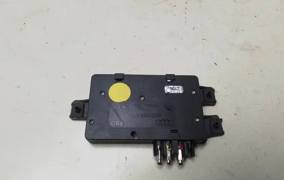 Audi A6 S6 C5 4B Antenna control unit 4D0035530A