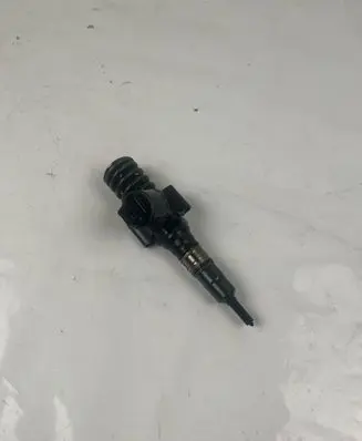 Chrysler Sebring (JS) Fuel injector 03G130073G MN-980235 03G130073GX