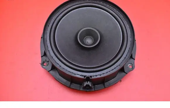 Dacia Sandero Subwoofer speaker 281443585R