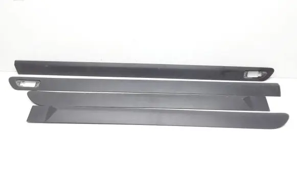 Volvo XC90 Door card panel trim set 09483886 09483885 09483888