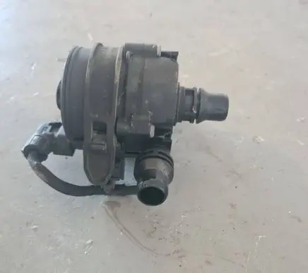 BMW 7 G11 G12 Electric auxiliary coolant/water pump 8623759