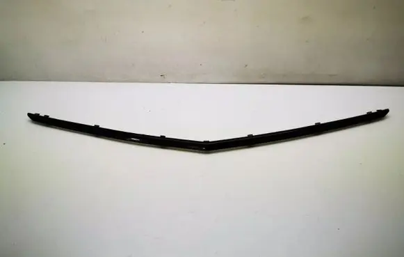 Mercedes-Benz C W204 Front bumper lower grill