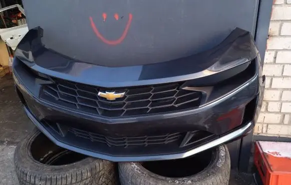 Chevrolet Camaro Front bumper 84726053