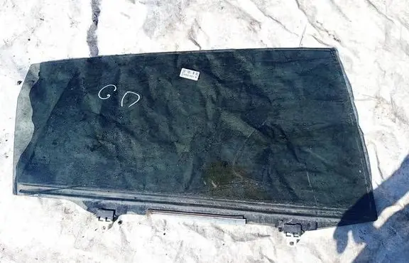 Nissan X-Trail T30 Rear door window glass as2