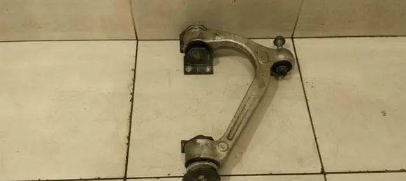 Mercedes-Benz AMG GT R190 C190 Rear upper control arm/wishbone A1903501002