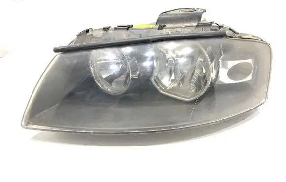 Audi A3 S3 8P Headlight/headlamp 8P0941003K