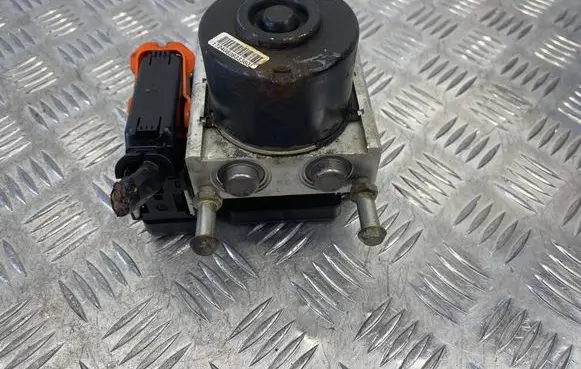 Suzuki Alto ABS Pump 06210213884