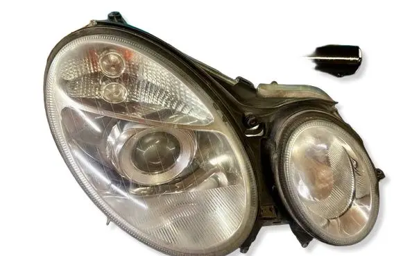Mercedes-Benz E AMG W211 Headlight/headlamp 5436000 A0008201608 15436000