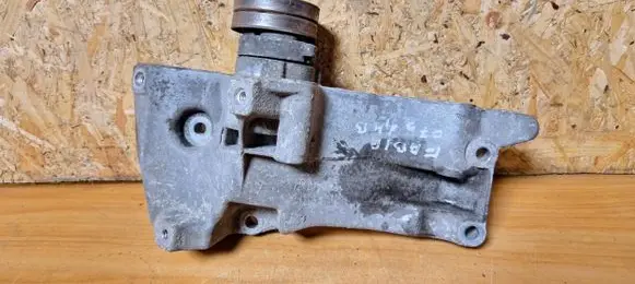 Skoda Fabia Mk2 (5J) Generator/alternator bracket 036145169