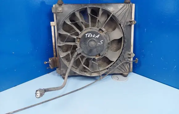 Tesla Model S Electric radiator cooling fan 600835700F 6008358