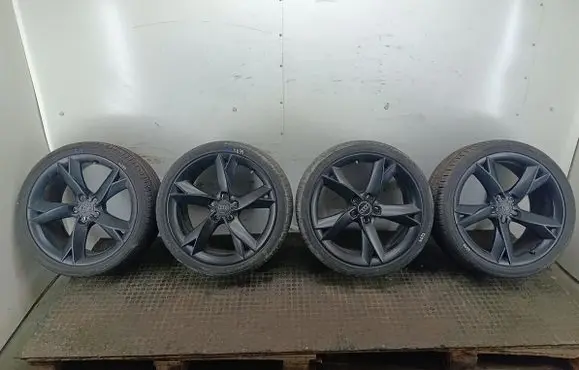 Audi A5 8T 8F R19 alloy rim 8T0601025F