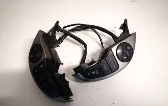 Toyota Prius (XW20) Steering wheel buttons/switches f700v142