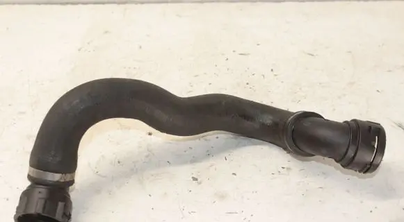 BMW X1 E84 Engine coolant pipe/hose 7612445