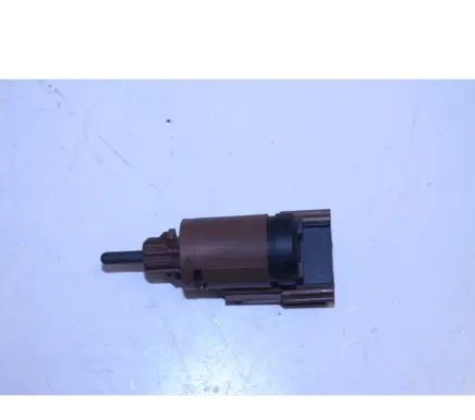 Audi A4 S4 B6 8E 8H Brake pedal sensor switch 3B0945511 19322006 00528