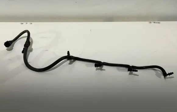 Ford Transit Custom Fuel injector supply line/pipe 