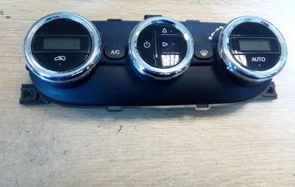 Iveco Daily 6th gen Climate control unit 104144 NE70705