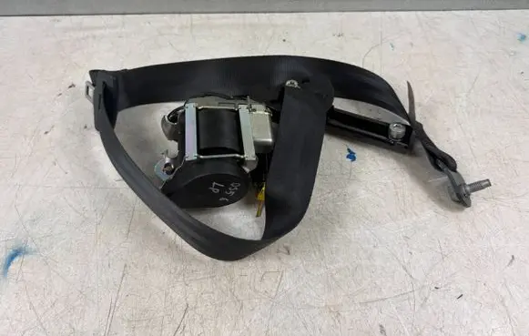 Citroen DS5 Front seatbelt 98028119XX