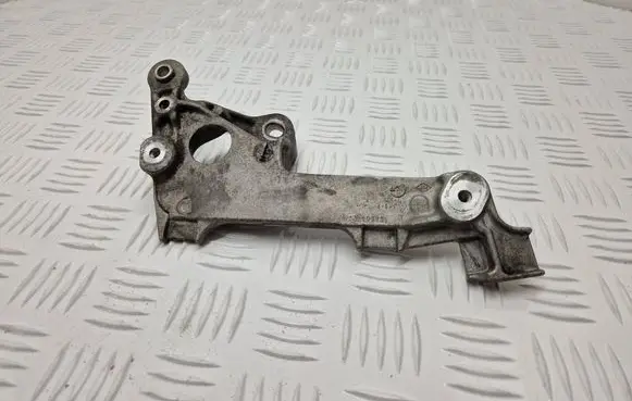 Renault Megane IV Engine mounting bracket 144864724R