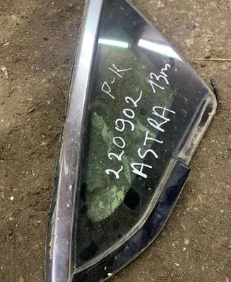Opel Astra J Front triangle window/glass 