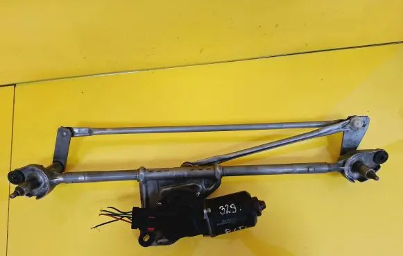 Chrysler PT Cruiser Front wiper linkage and motor 05288695AA