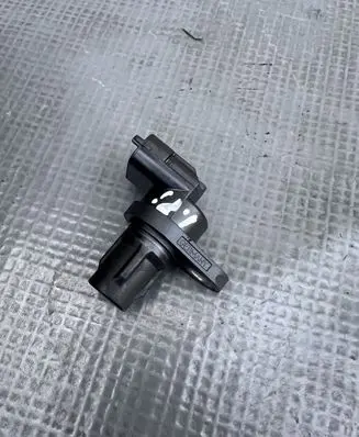 Mercedes-Benz C W204 Camshaft position sensor A0041539628