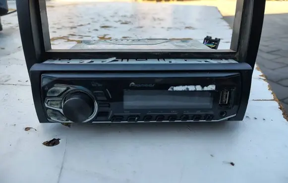 Peugeot Boxer Radio/CD/DVD/GPS head unit 