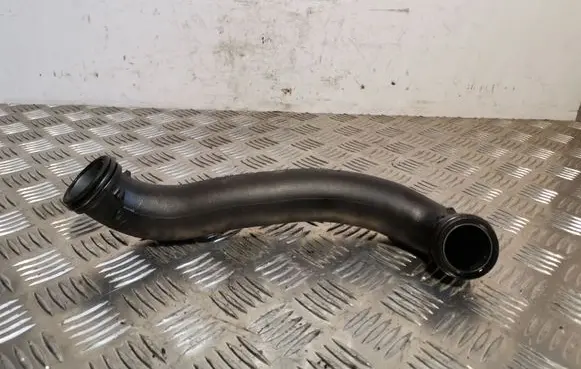 Volvo XC60 Turbo air intake inlet pipe/hose 31441494