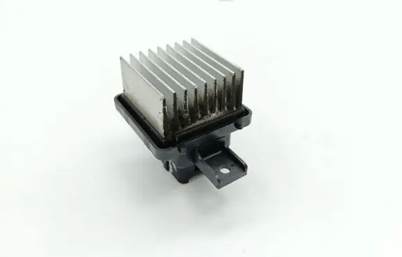 Mitsubishi Outlander Heater blower motor/fan resistor 05913B